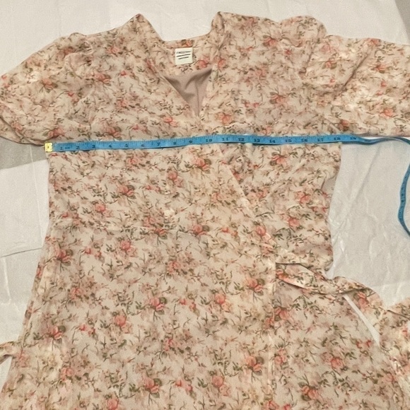 Floral Puff Sleeve Korean Wrap Dress OS / S - Picture 14 of 16